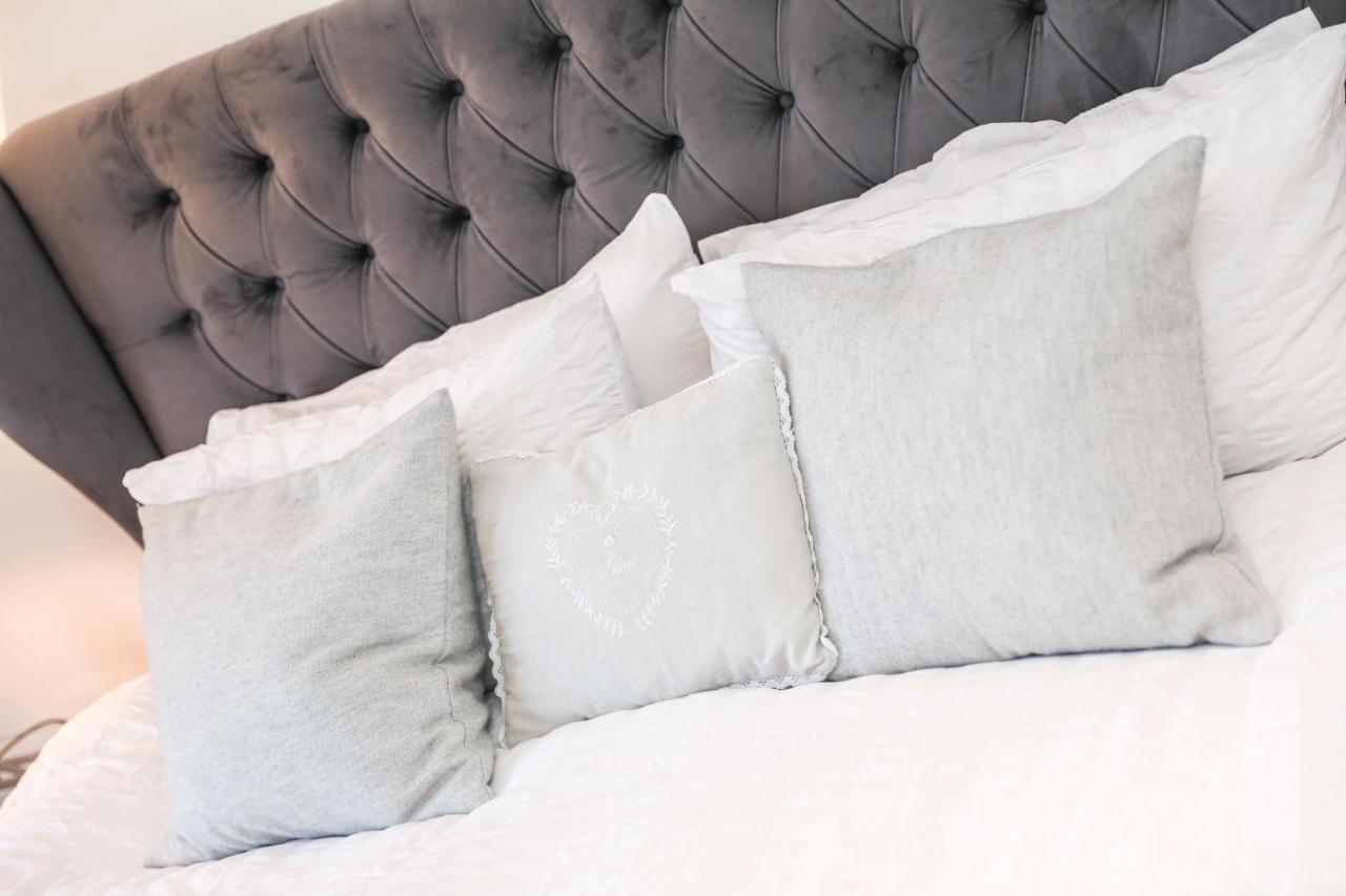 Luxury 3 Bed Royal Mile Apartment Edimburgo Esterno foto