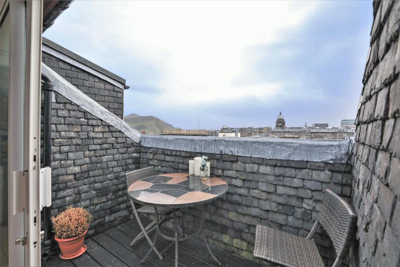 Luxury 3 Bed Royal Mile Apartment Edimburgo Esterno foto