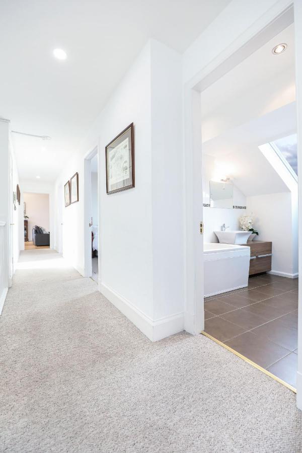 Luxury 3 Bed Royal Mile Apartment Edimburgo Esterno foto